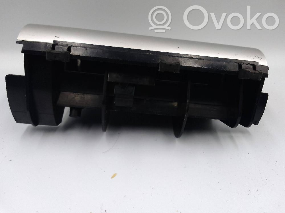 Audi A4 S4 B7 8E 8H Posacenere auto
