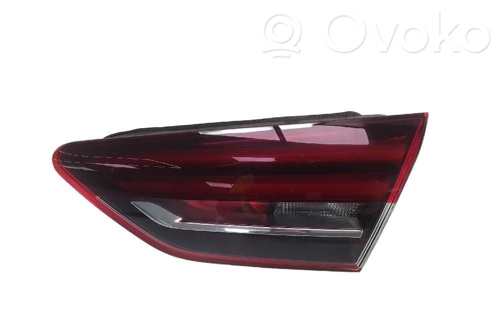 Opel Insignia B Lampă spate în capacul portbagajului 