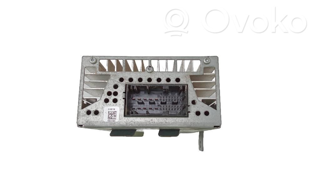 Amplificador de sonido   9321075