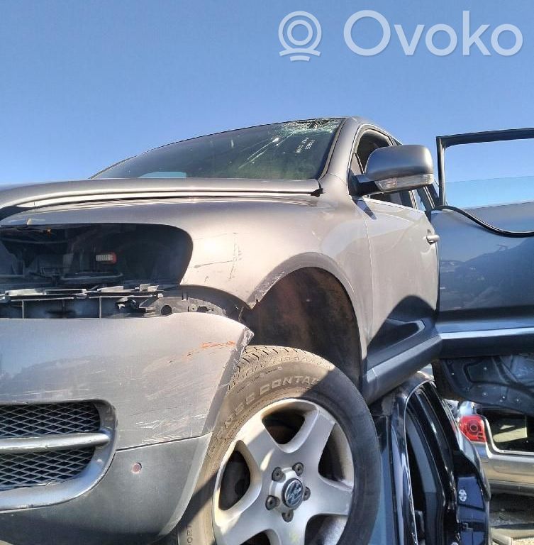 Volkswagen Touareg I Braccio di controllo sospensione anteriore inferiore/braccio oscillante