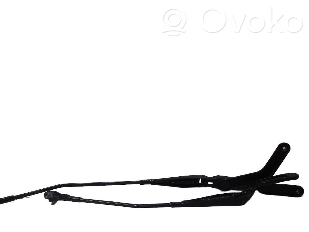 Wischerarm vorne   3M5117526