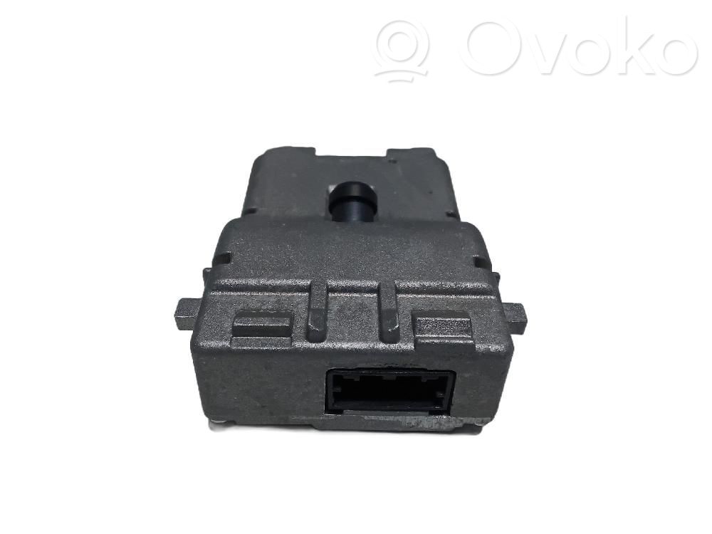 Mazda 6 Windshield/windscreen camera 