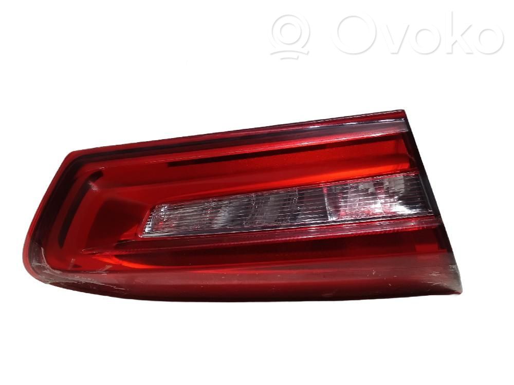 Ford Focus Aizmugurējais lukturis virsbūvē 