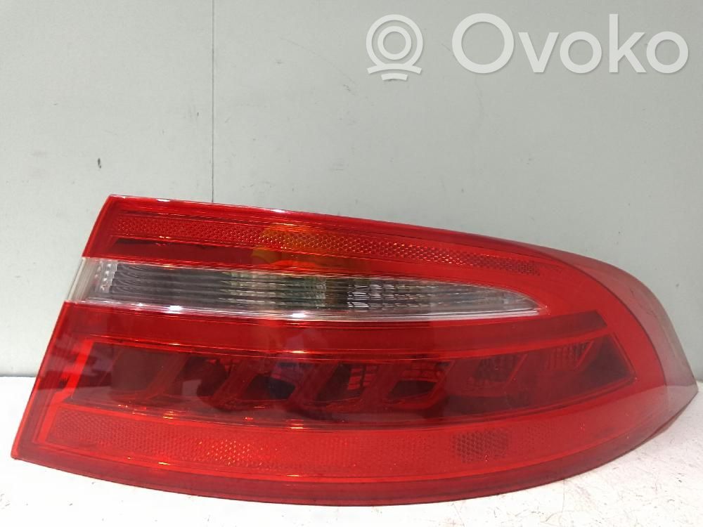 Jaguar XE Luci posteriori