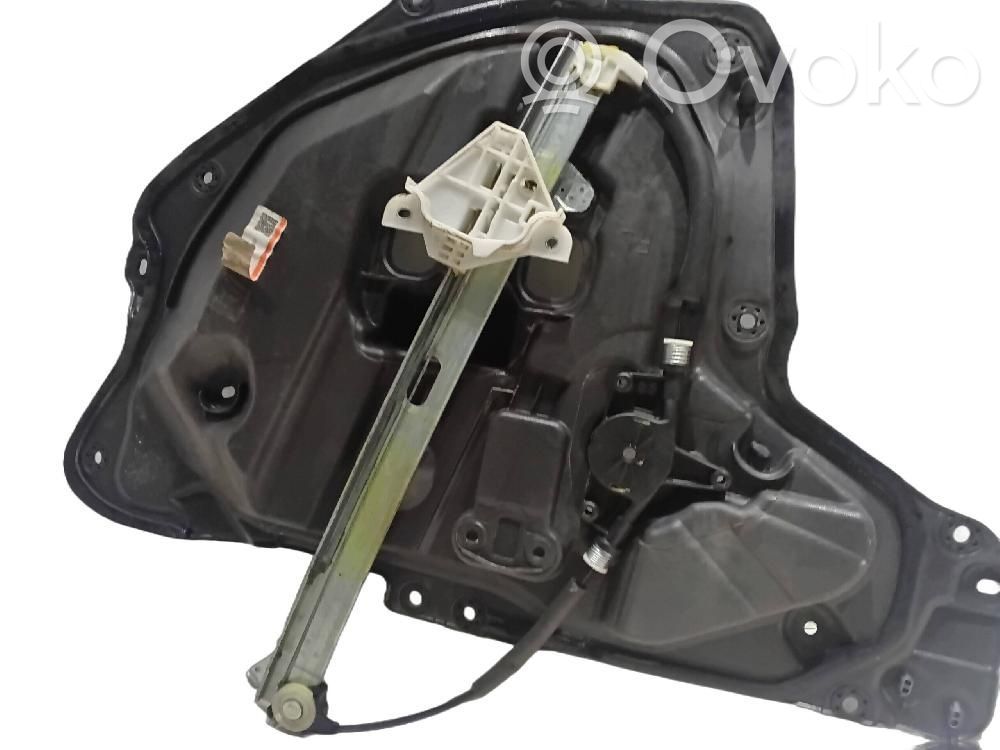 Mazda 3 II Macara ușă față cu motor
