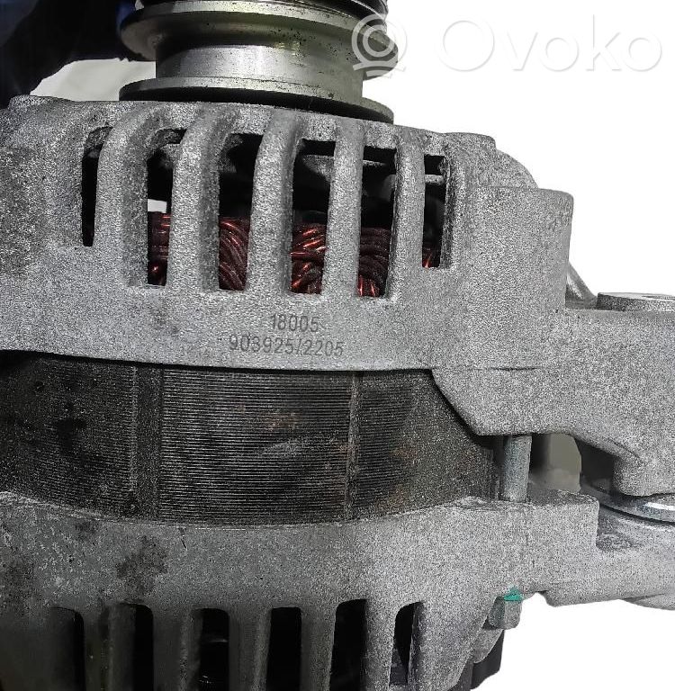Opel Zafira C Generatore/alternatore 