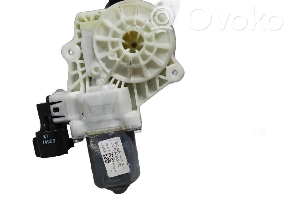 Ford Focus Ręczny podnośnik szyby drzwi tylnych 