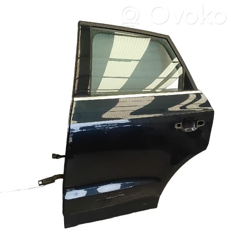 Puerta trasera   8U0833051B