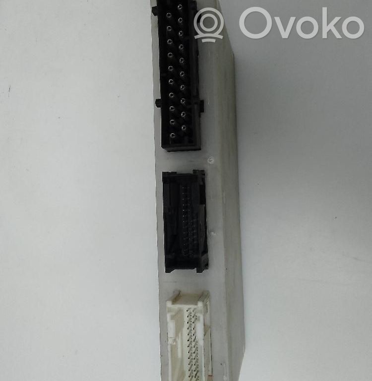 Muut ohjainlaitteet/moduulit   61356935890
