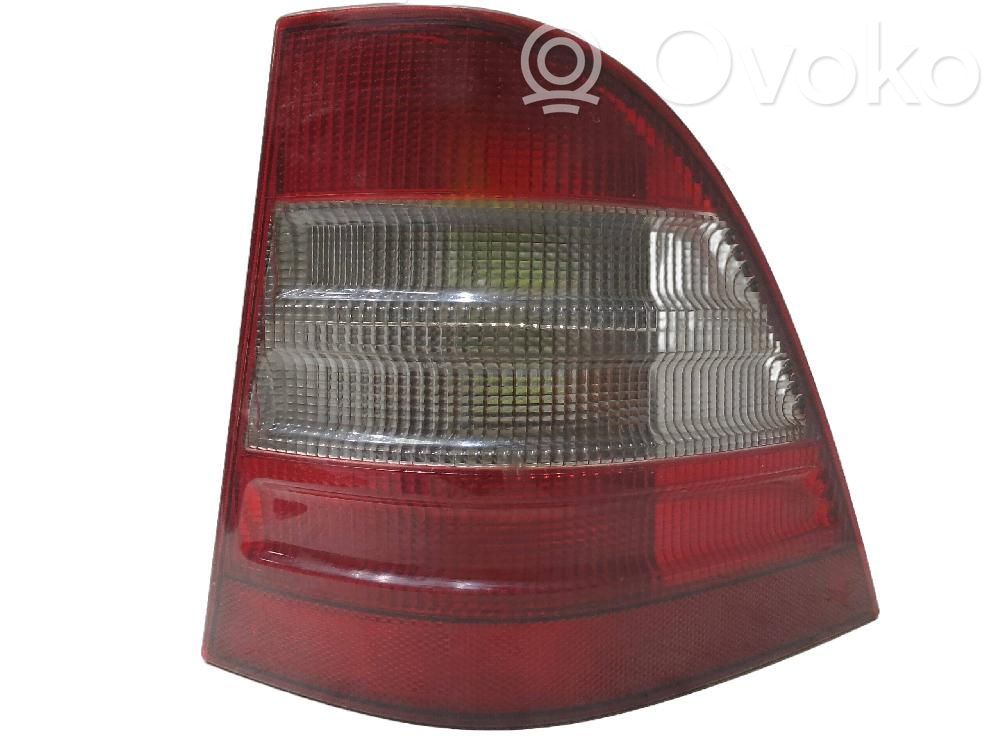 Mercedes-Benz ML W163 Lampă spate în caroserie 