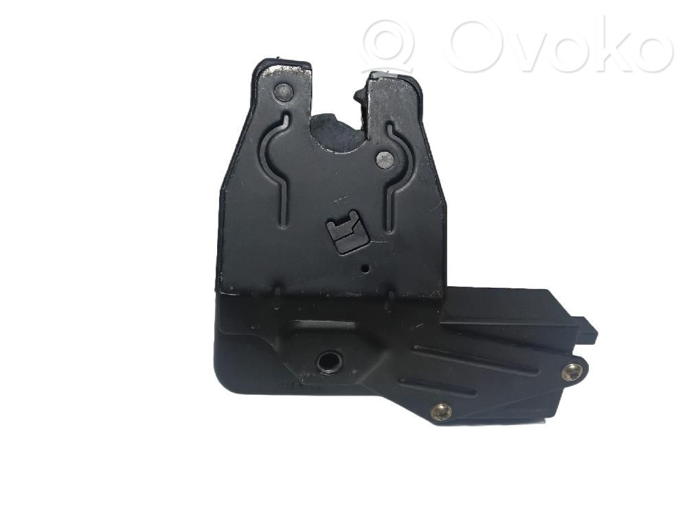 Serrure de loquet coffre   7014870