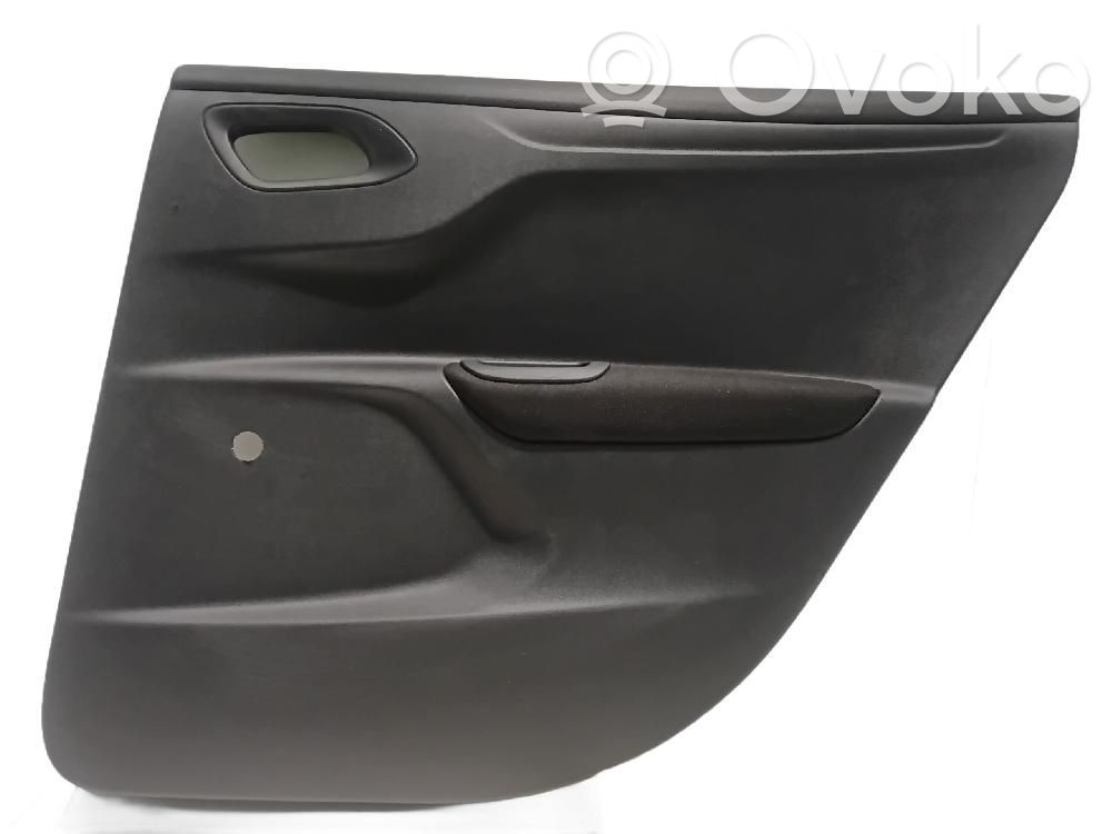 Citroen C-Elysée Takaoven verhoilu 