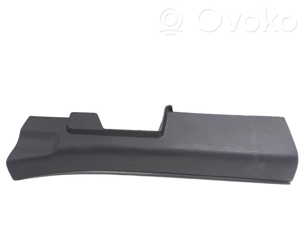 Mitsubishi Lancer VIII Rivestimento portiera posteriore (modanatura)