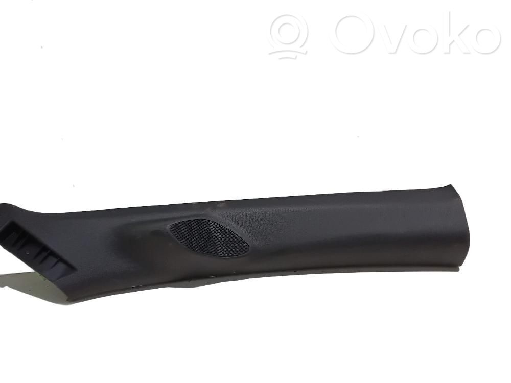 Opel Corsa F A-pilarin verhoilu