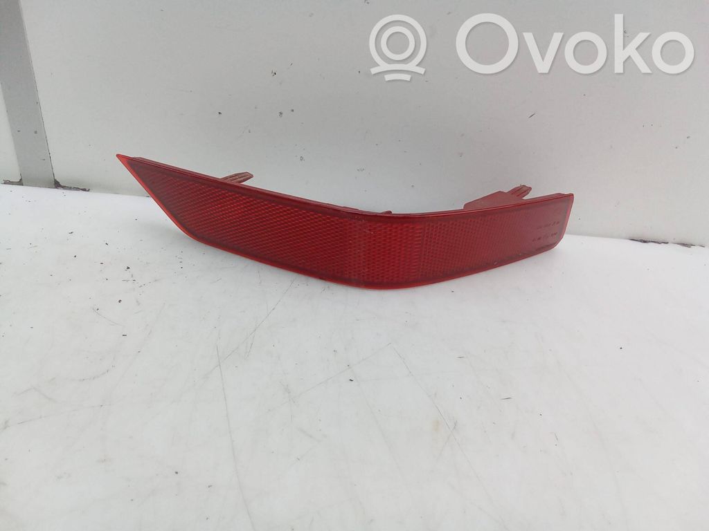 Nissan X-Trail T32 Front reflector 