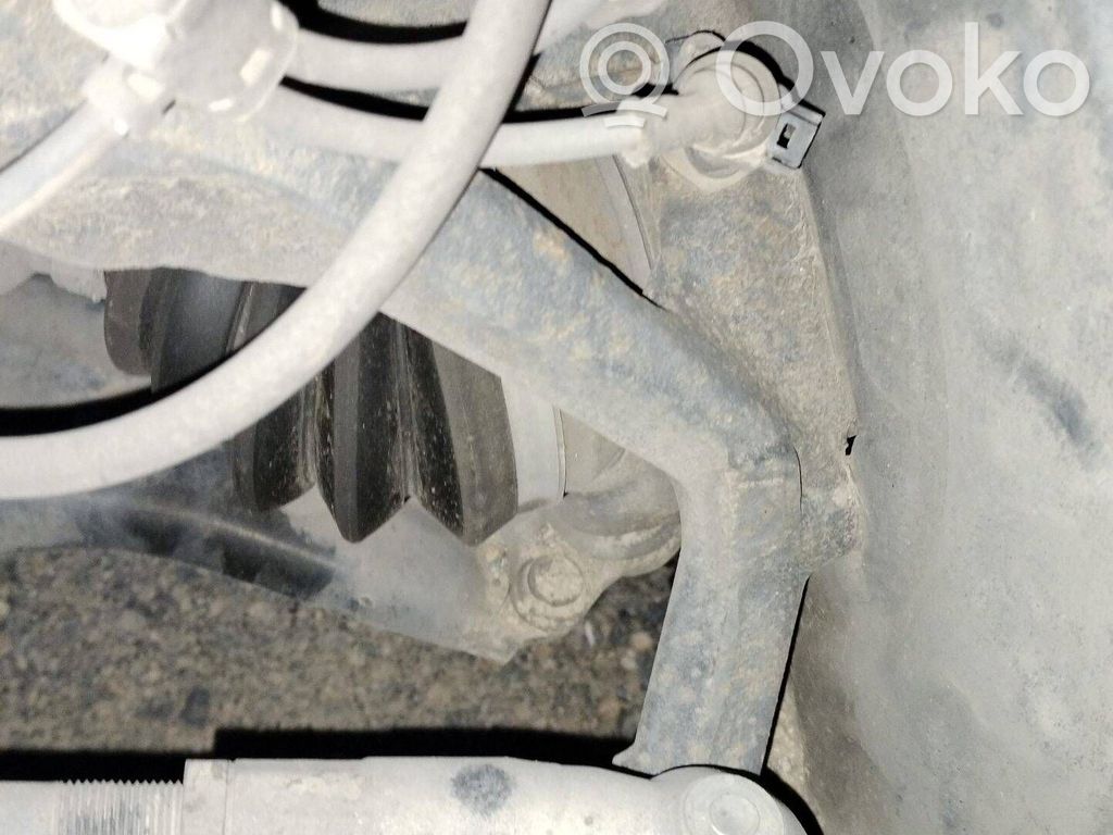 Volkswagen Golf VII Achsschenkel vorne 