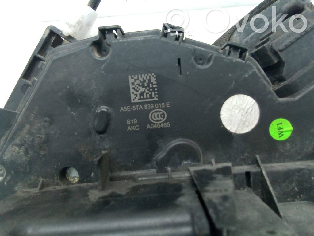 Skoda Superb B8 (3V) Takaluukun alaosan verhoilusarja 