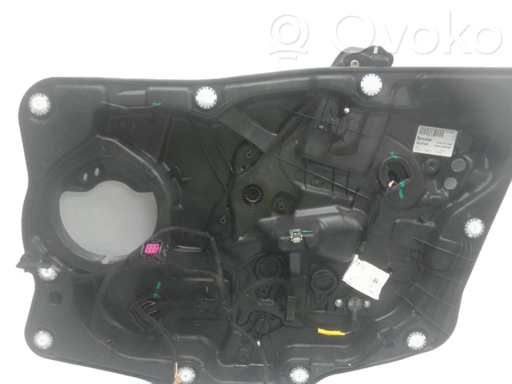Fiat 500X Podnośnik szyby drzwi z silniczkiem