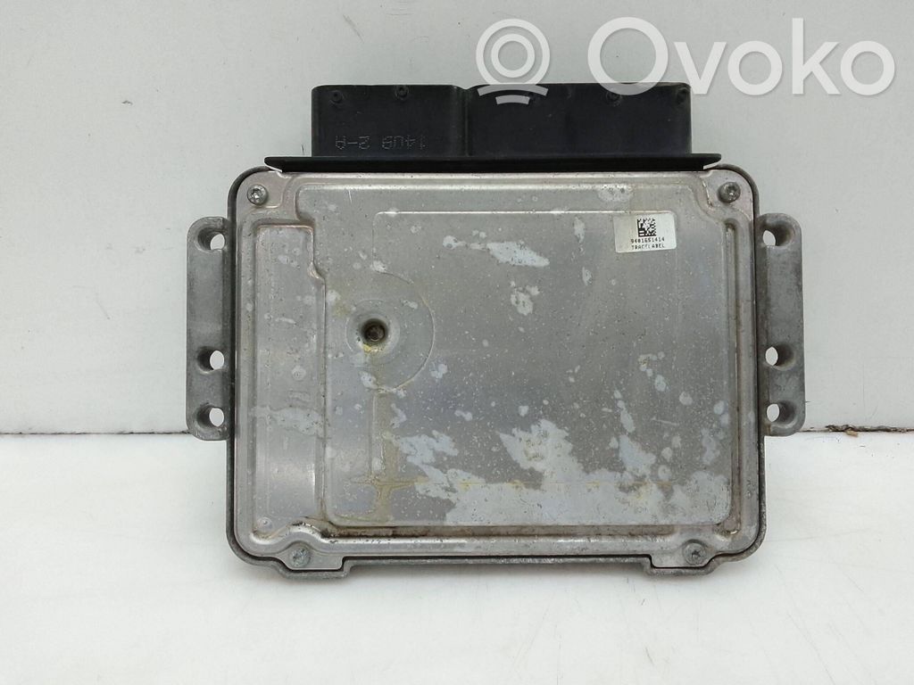 Hyundai i30 Sterownik / Moduł ECU 