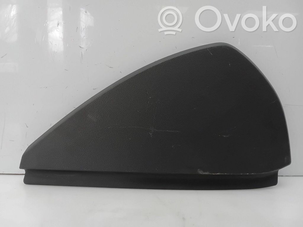Skoda Rapid (NH) Listwa progowa 