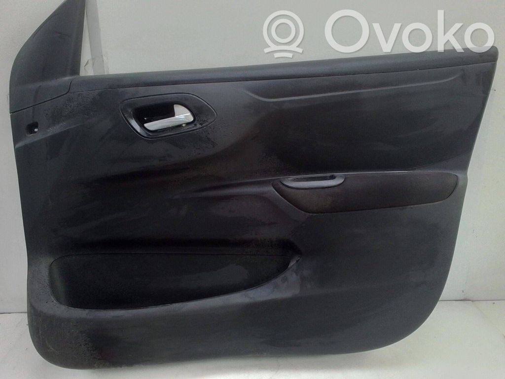 Citroen C-Elysée Etuoven verhoilu 