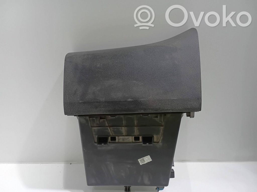 Opel Combo E Handschuhfach