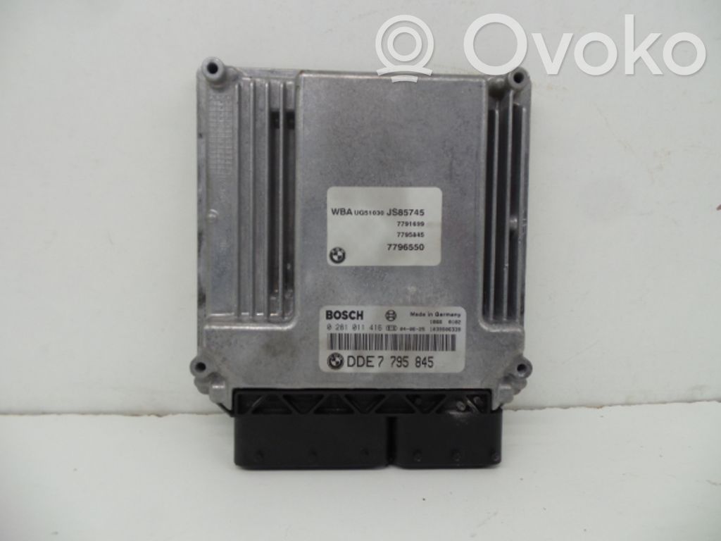 BMW 1 E81 E87 Calculateur moteur ECU 