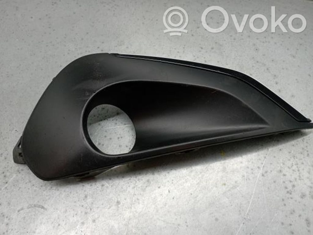 Peugeot 208 I Front grill 