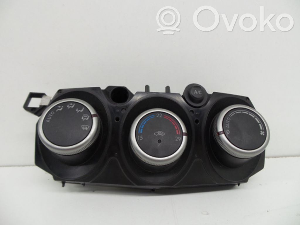 Mazda 2 Climate control unit 