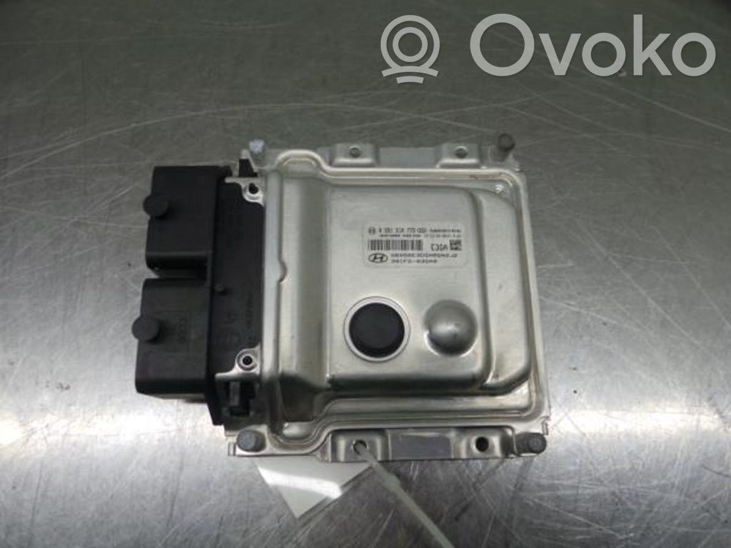 Sterownik / Moduł ECU   1038407875,01437943,1039T11654,ME17921,WSWME17921001