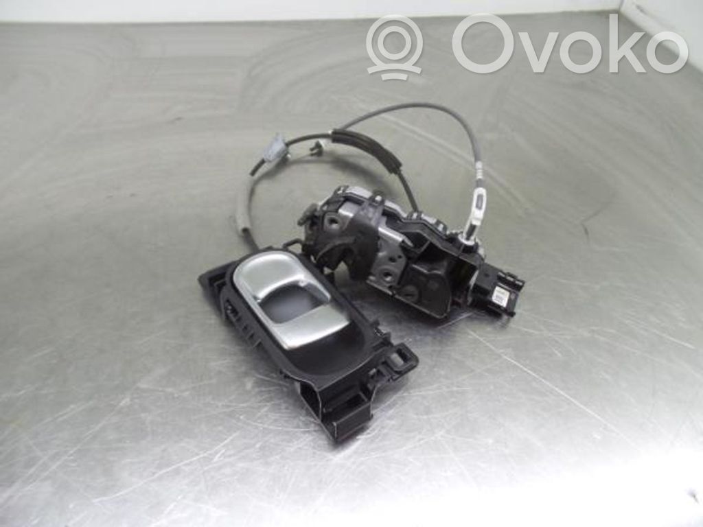 Citroen C3 Aizmugurē slēdzene 
