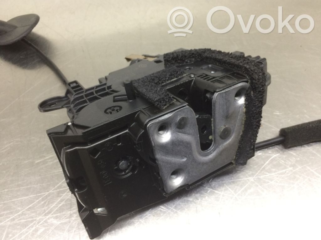 Rear door lock   805027072R,40727224