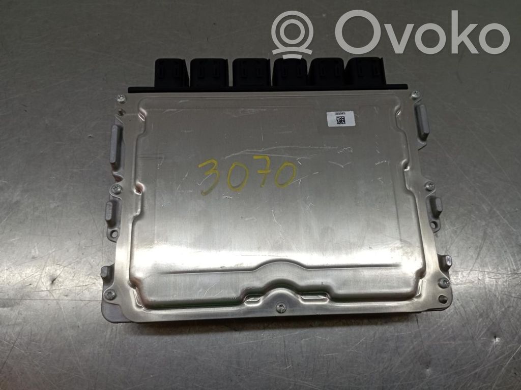 BMW 1 F40 Engine control unit/module 
