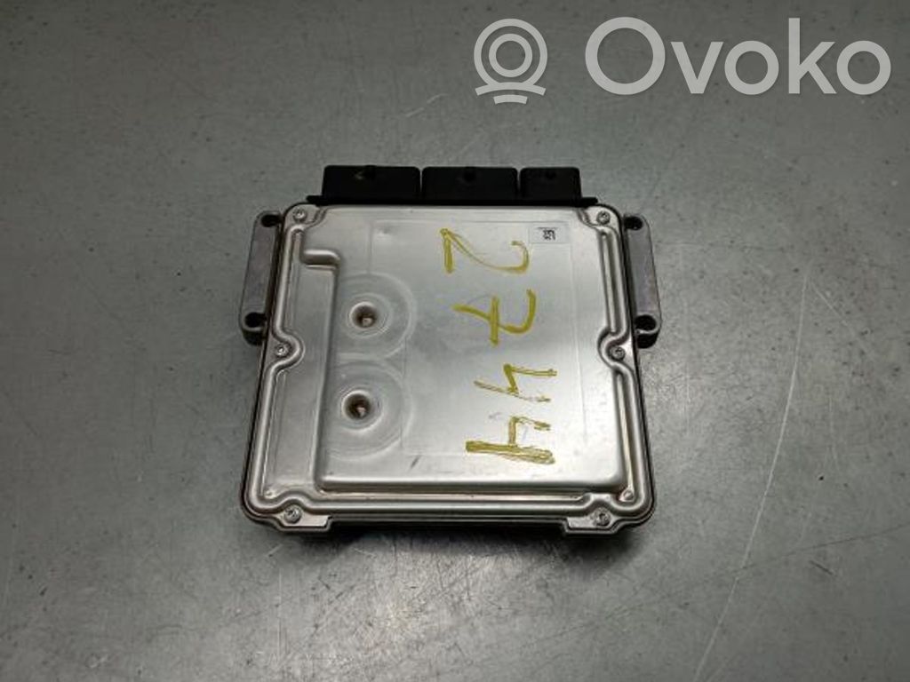 Engine control unit/module   237102747R,0281030973,237104377R