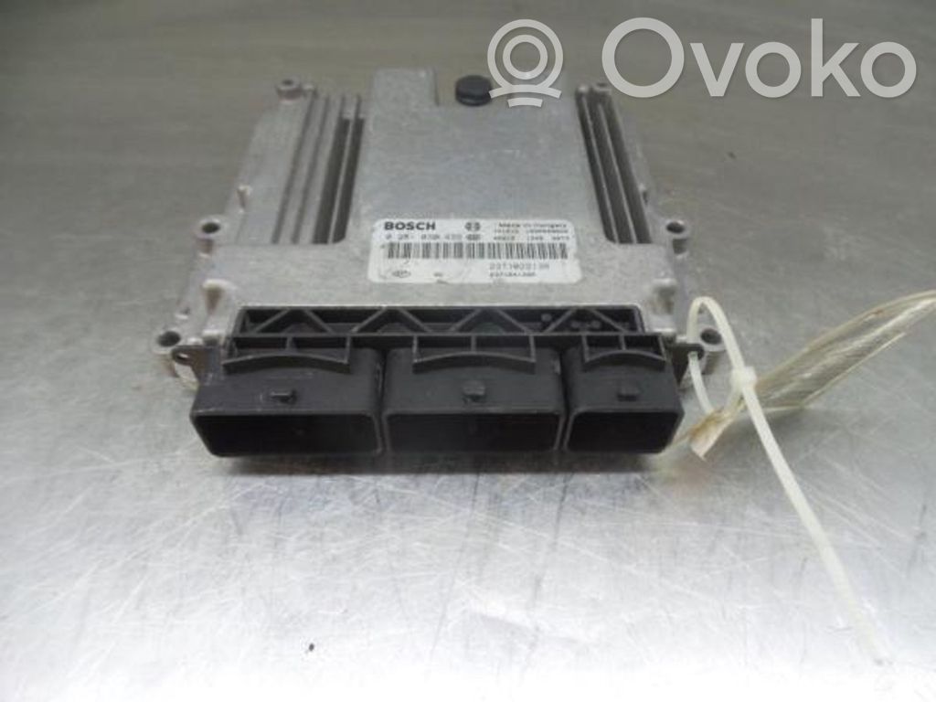 Unidad de control/módulo del motor   0281030439,1039S68020,237102213R,237104128R