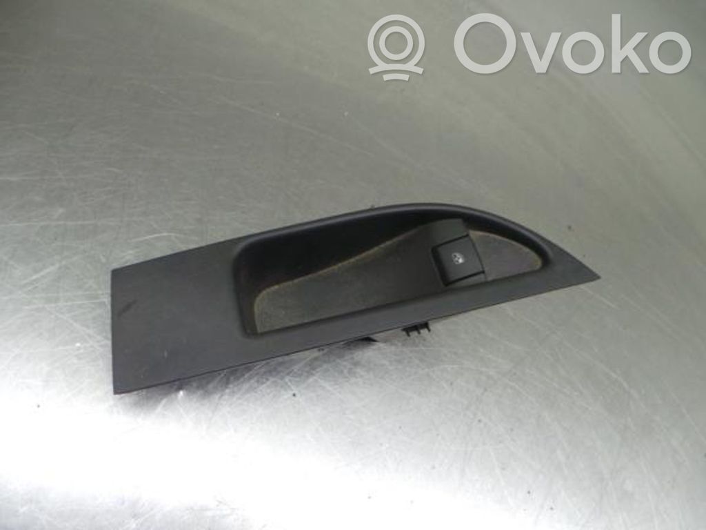 Electric window control switch   13258640,1620579