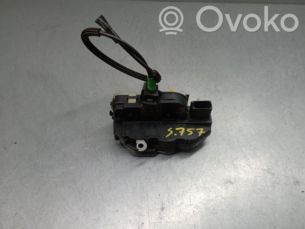 Opel Insignia A Zamek drzwi tylnych 