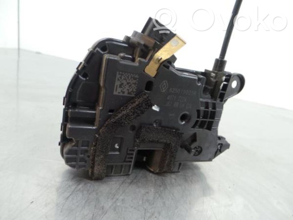 Cerradura de puerta trasera   825019935R,40717224,4PINOS
