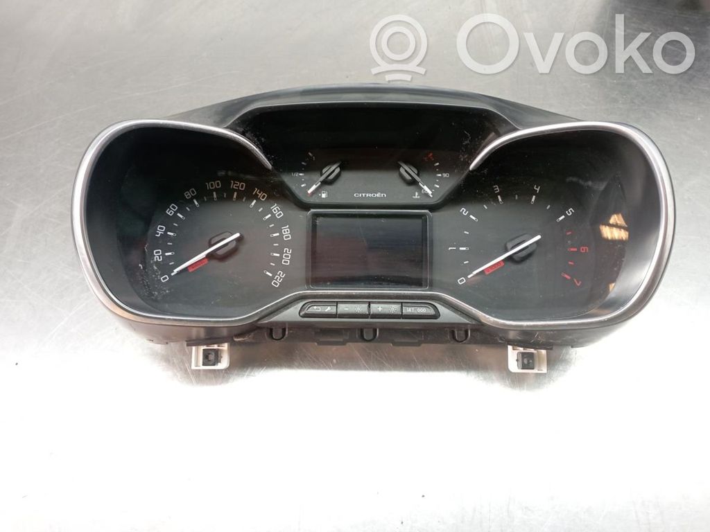 Speedometer (instrument cluster)   981336168000,0098094,71774KM