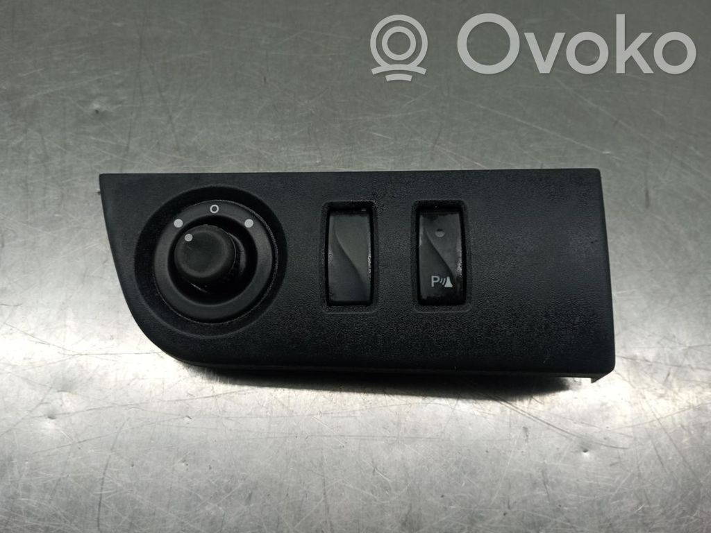 Interruptor del espejo lateral   251637756R,251637722R,251639468R