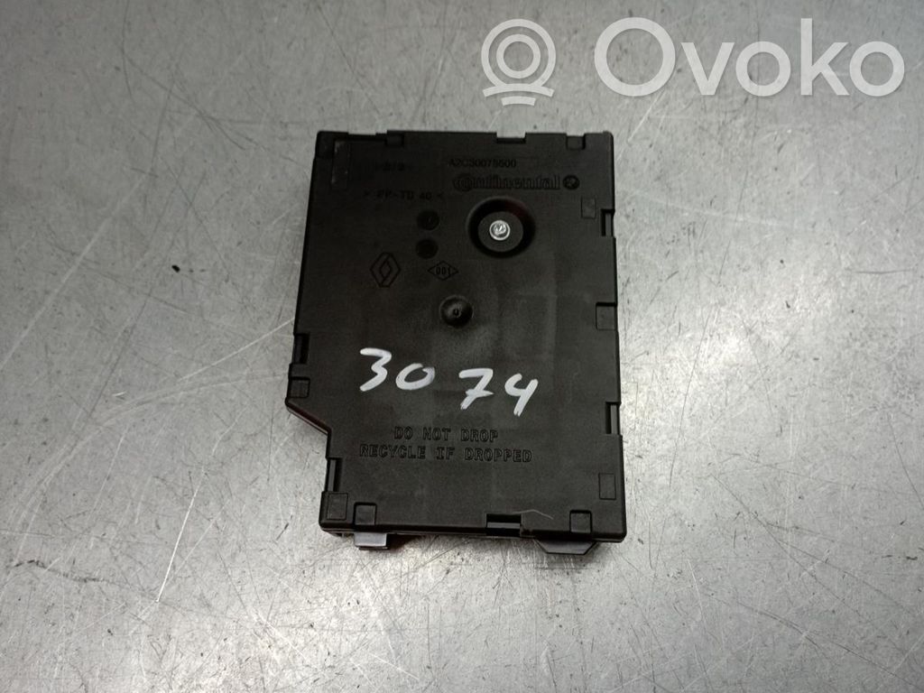 Lector de tarjeta/llave de arranque   285905719R,A2C92561903,S180234014C