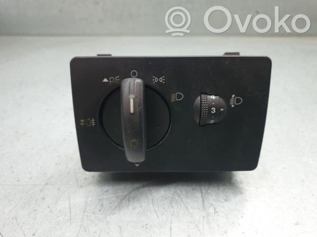Ford Fiesta Light switch 