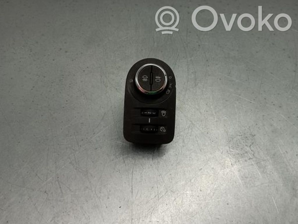 Light switch   13470445,17001785