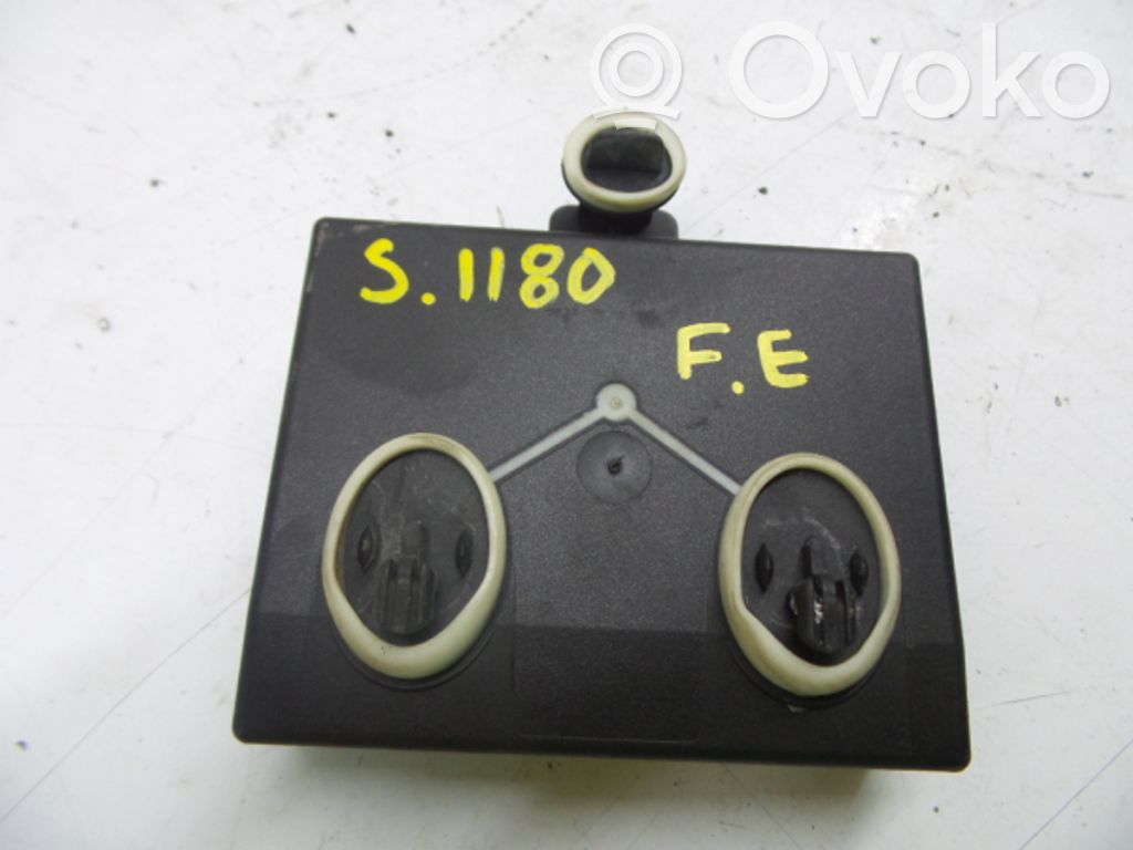 Oven ohjainlaite/moduuli   8K0959793B