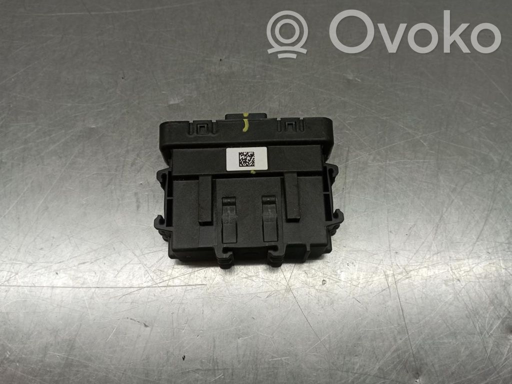 Módulo de confort/conveniencia   284Y66LA2A,F005V03265
