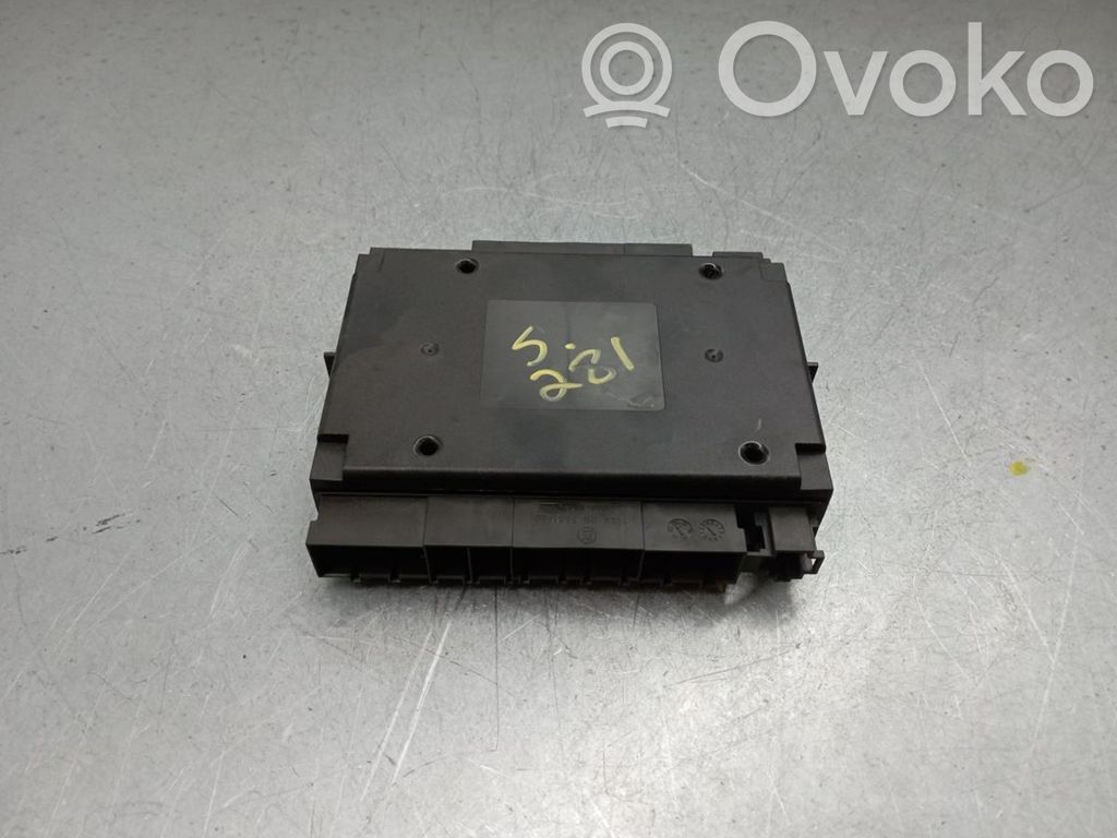 Mukavuusmoduuli   7L5937049D,05066527