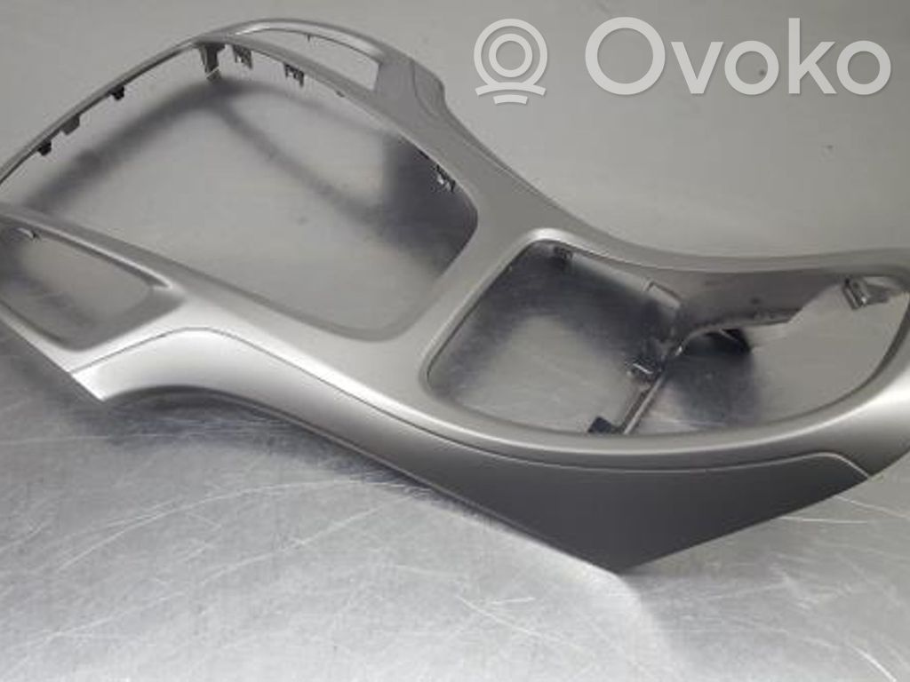 Opel Astra J Mascherina unità principale autoradio/GPS 