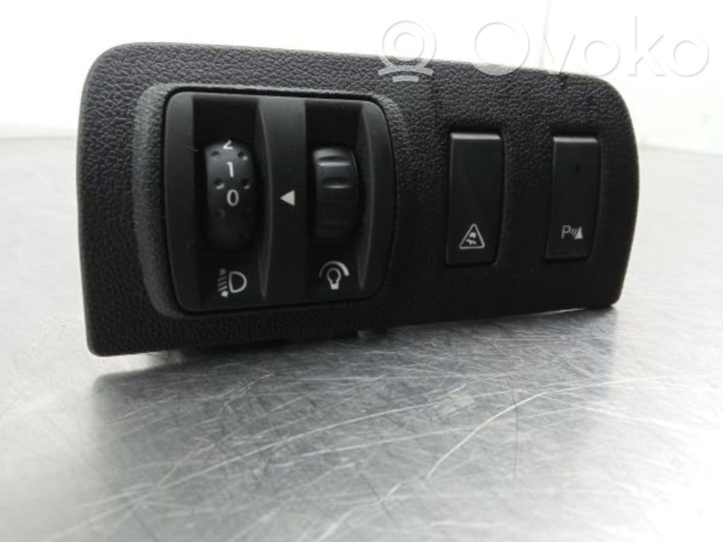 Multifunctional control switch/knob   880200093810,08802020,25310C,26710A,DELUZES,E30174,E30175