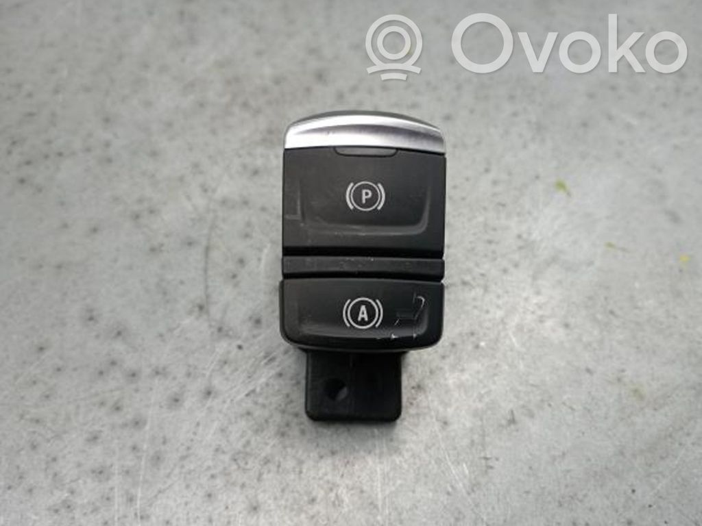Renault Captur II Hand parking brake switch 