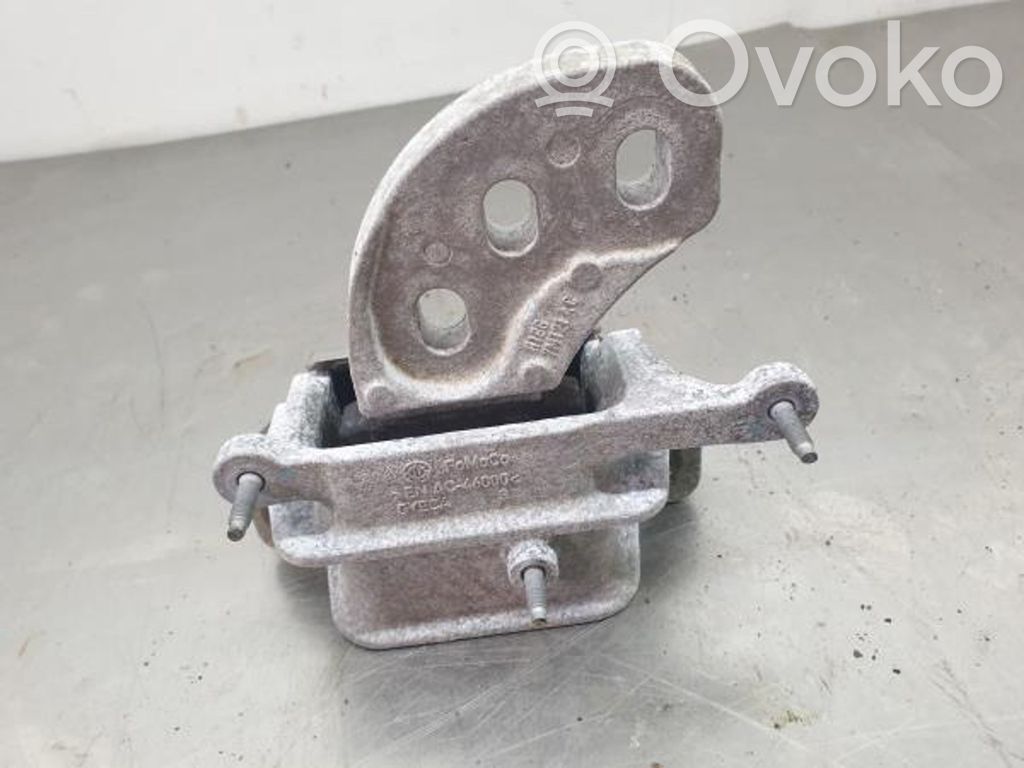 Engine mount bracket   20171025,ESQUERDO